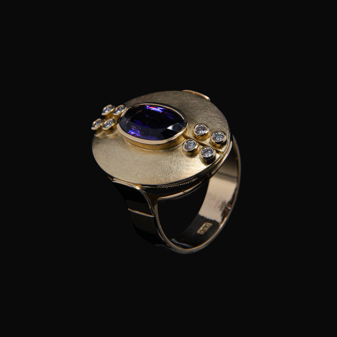 PÚRPURA 750 GOLD RING